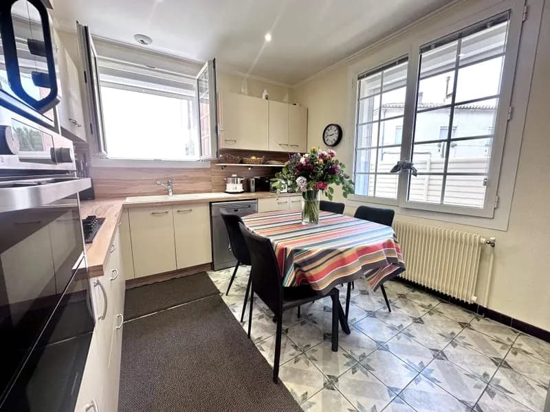 Immeuble rénové - 326,73 m² - Jardin constructible - Photo 1