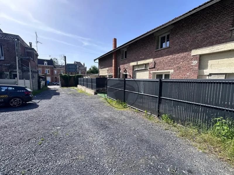 Immeuble de rapport entièrement rénové - Photo 1