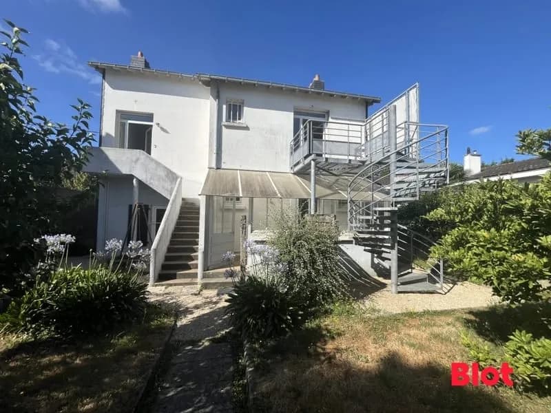 Immeuble, hippodrome /Facultés, 4 appartements, garage, jardin, dépendance - Photo 1