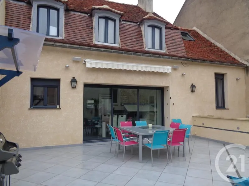 Bâtiment 247 m² - Photo 1