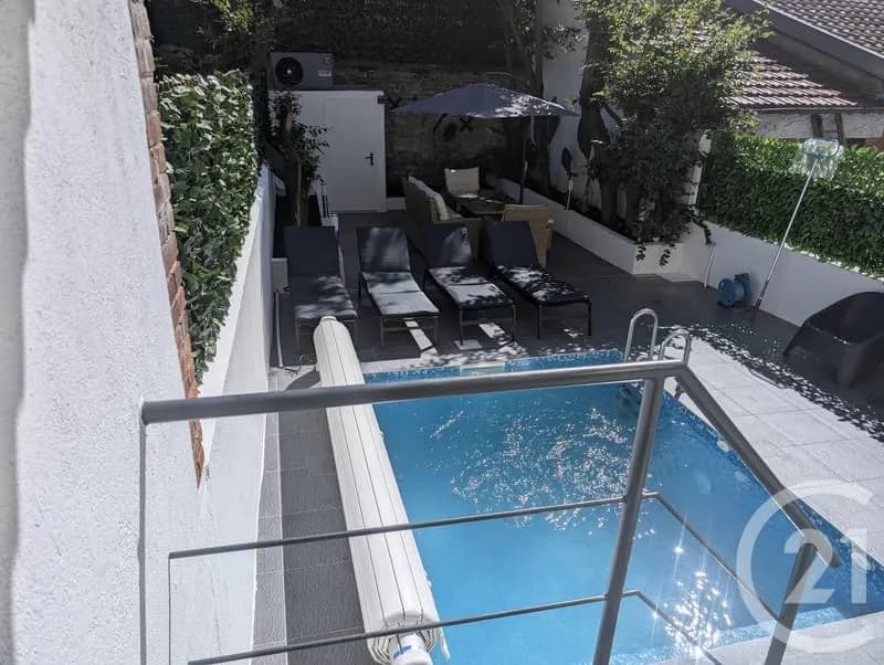 Bâtiment 352 m² - Photo 1