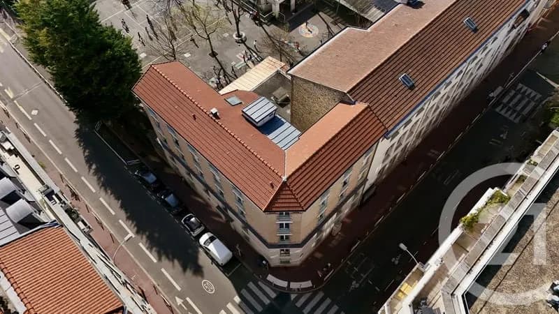 Bâtiment 570 m² - Photo 1
