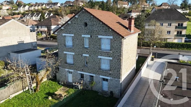 Bâtiment 3 pièces 140 m² - Photo 1