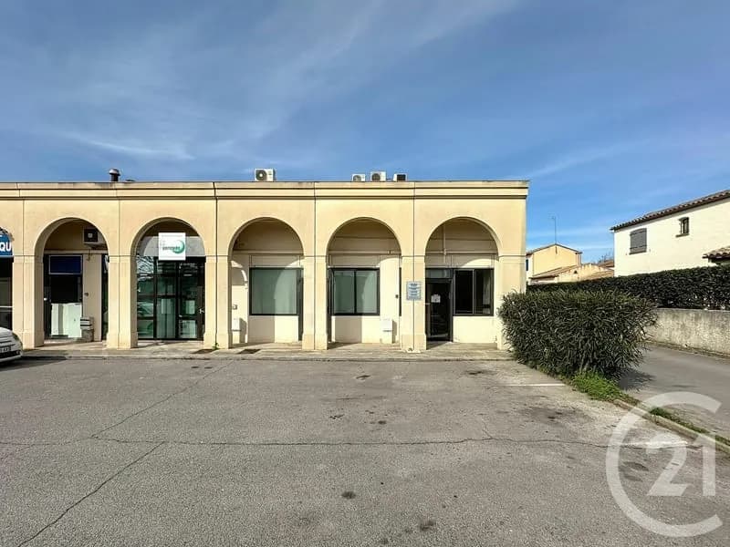 Bâtiment 218 m² - Photo 1