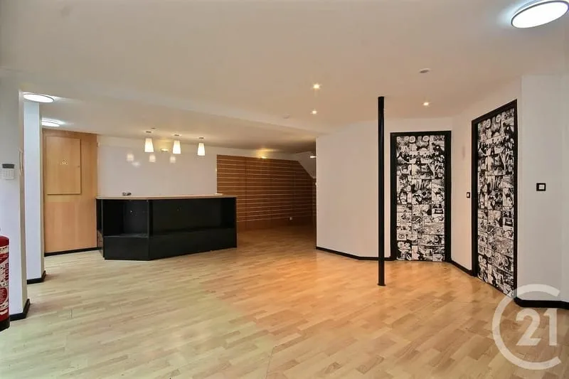Immeuble 7 pièces 180 m² - Photo 1