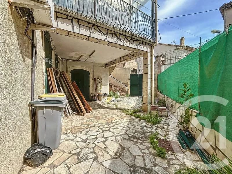 Bâtiment 232 m² - Photo 1