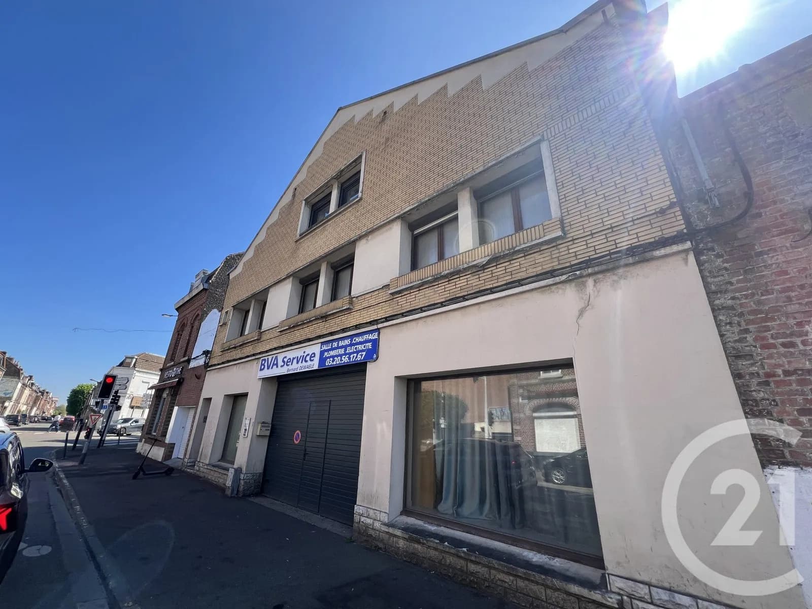 Bâtiment 250 m² - Photo 1