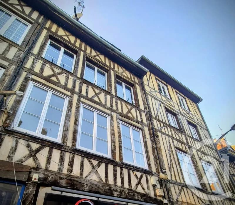 Bâtiment 4 pièces 350 m² - Photo 1