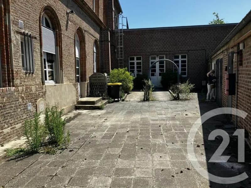 Bâtiment 620 m² - Photo 1