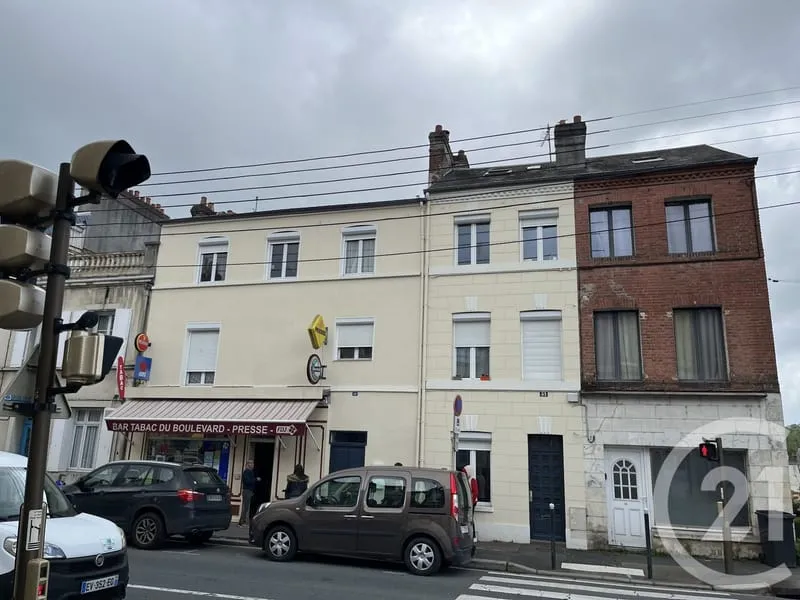 Bâtiment 163 m² - Photo 1