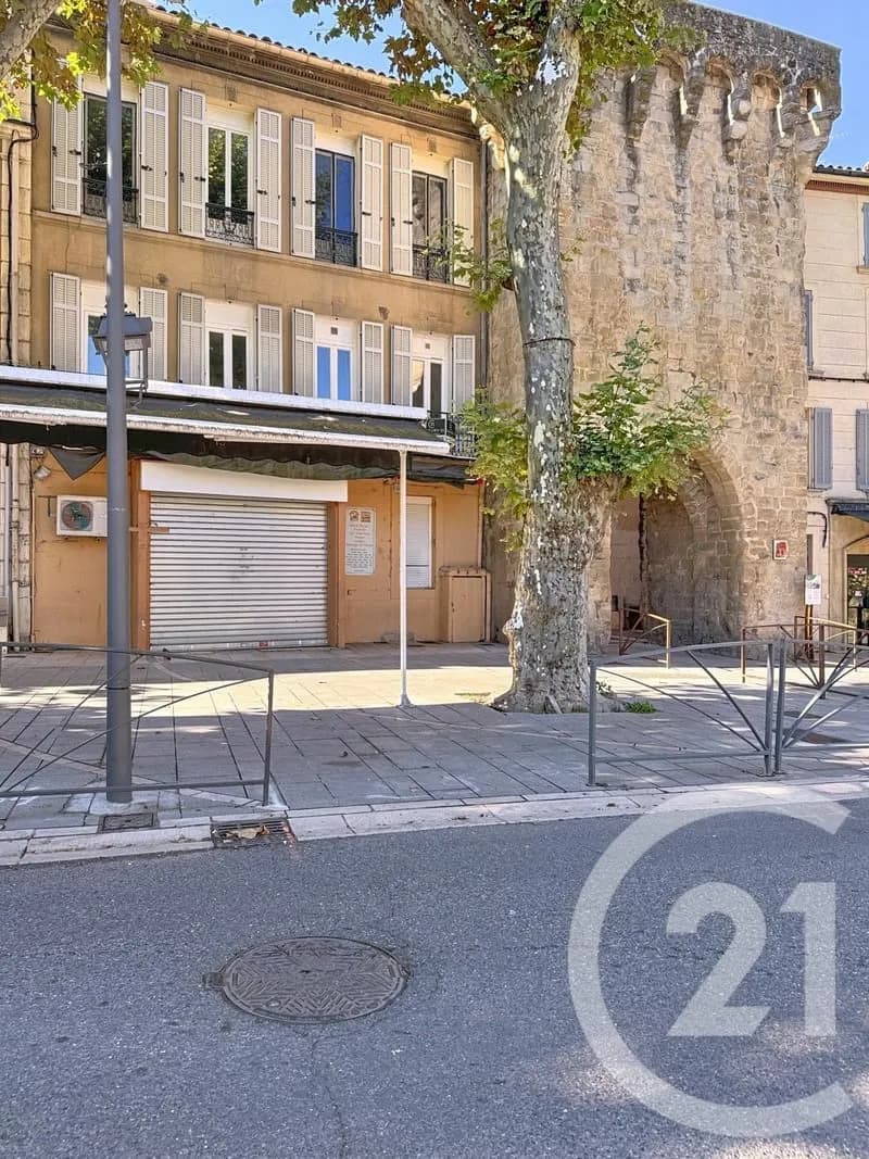 Bâtiment 2 pièces 188 m² - Photo 1