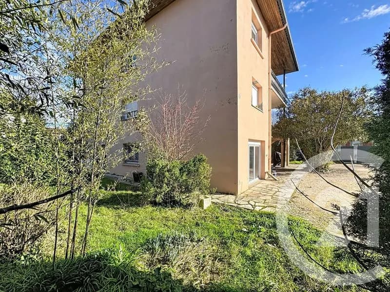 Immeuble de rapport 8 pièces 242 m² - Photo 1