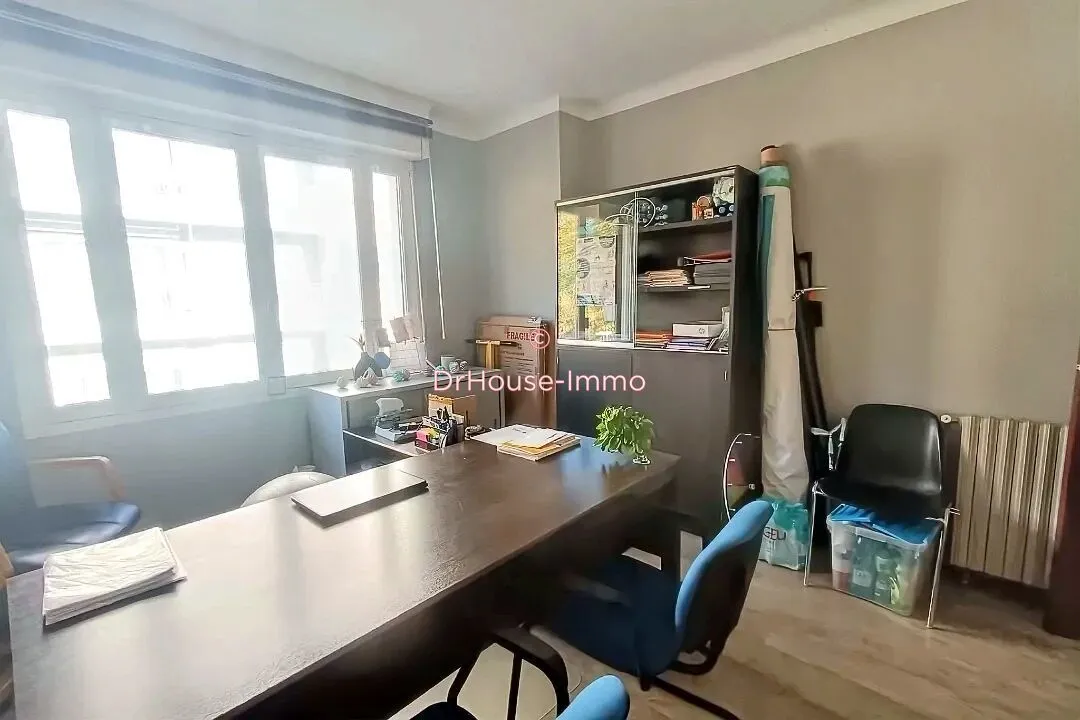 Local commercial et appartement, secteur idéal très bonne visibilité - Photo 1