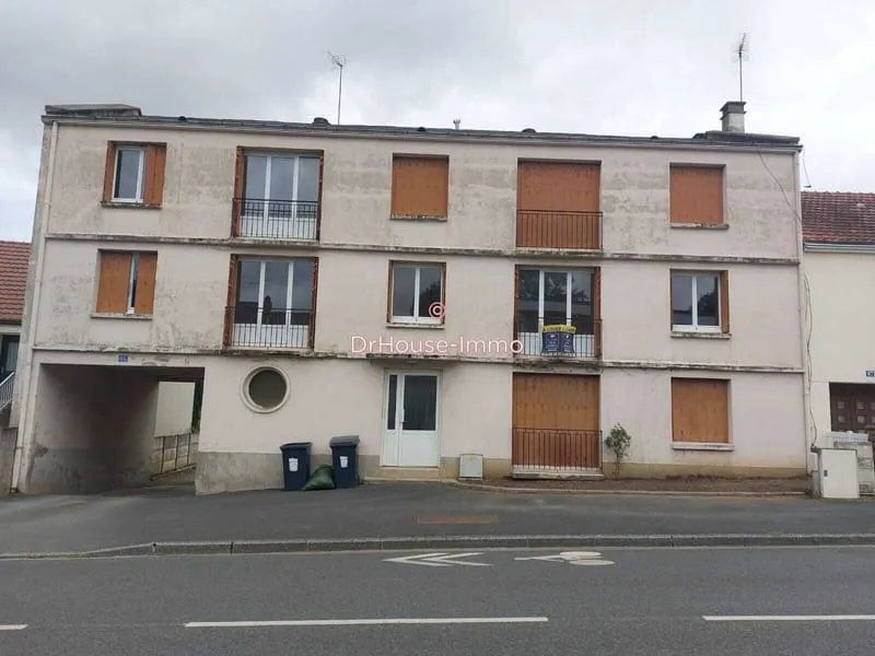 ENSEMBLE IMMOBILIER DE RAPPORT - 17 APPARTEMENTS - FORT POTENTIEL LOCATIF - Photo 1