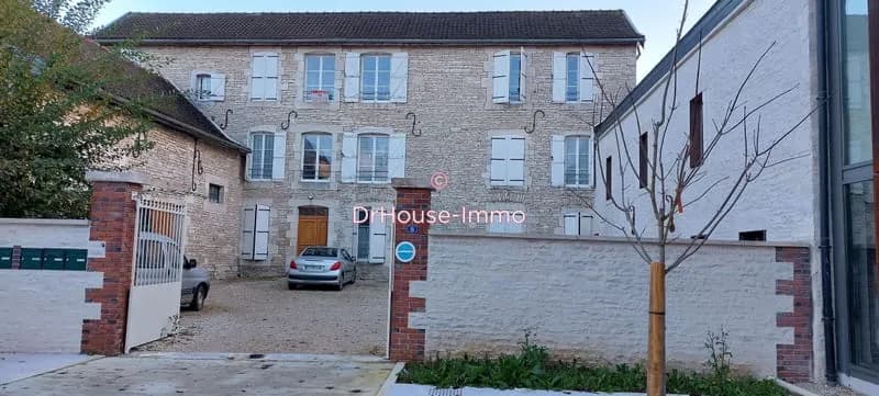 IMMEUBLE DE RAPPORT - Photo 1