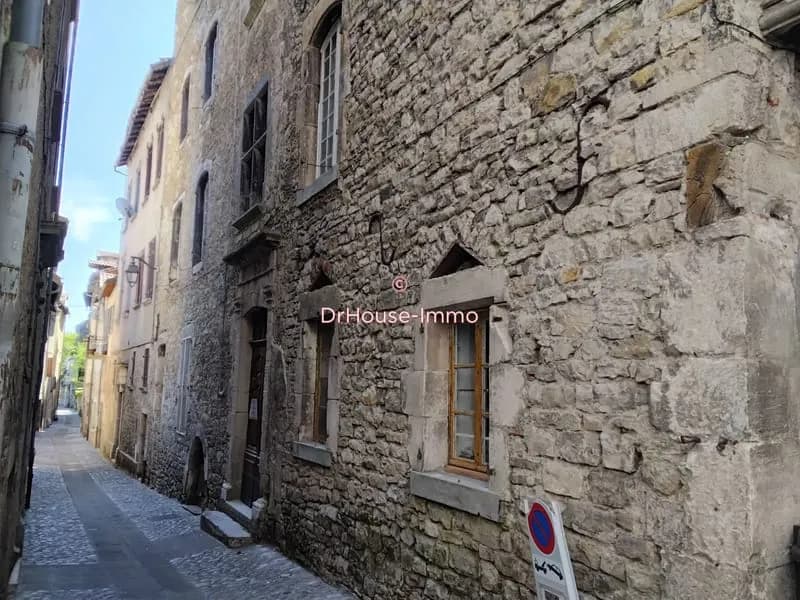 Vend immeuble de 420m2 du 15eme siècle - Photo 1