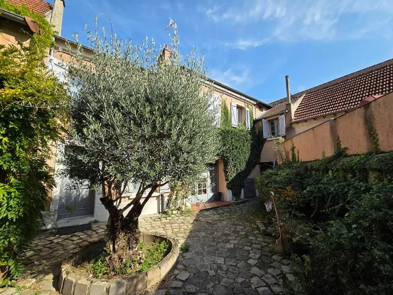 Immeuble de 232, 89 m² Verrieres Le Buisson - Photo 1