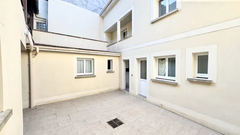 Immeuble Corbeil Essonnes 23 pièce(s) 447 m2 - Photo 1
