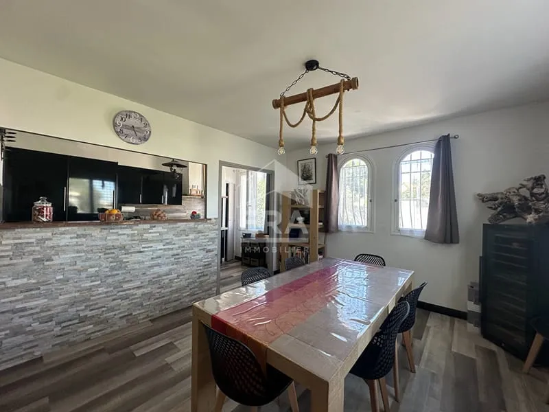 Exclusivité : Ensemble immobilier de 2 appartements avec garage à Saint-Jean - Photo 1