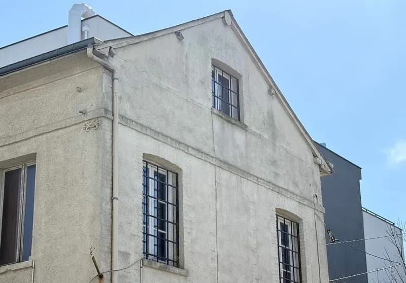 Immeuble d'une surface de 172m² - Photo 1