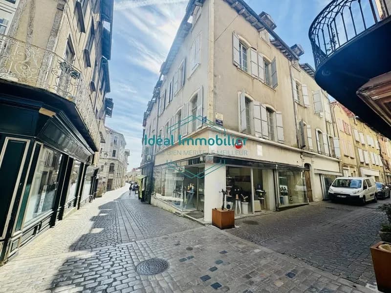 Immeuble de rapport et local commercial - Photo 1