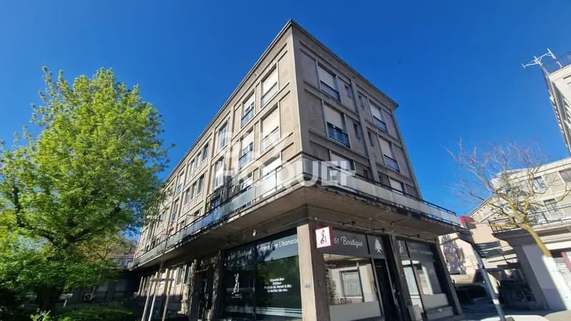 Immeuble - Photo 1