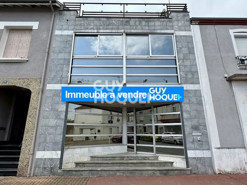 Immeuble - Photo 1