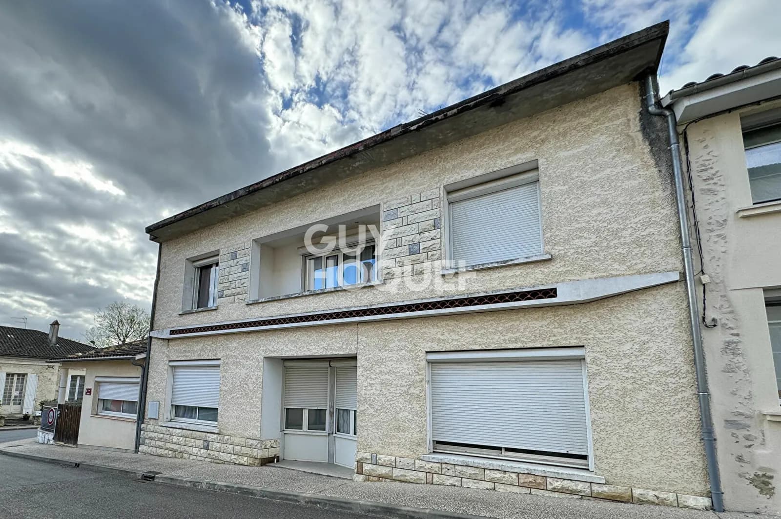 Immeuble de rapport entre Casteljaloux et Marmande 10 pièce(s) 310 m2 - Photo 1