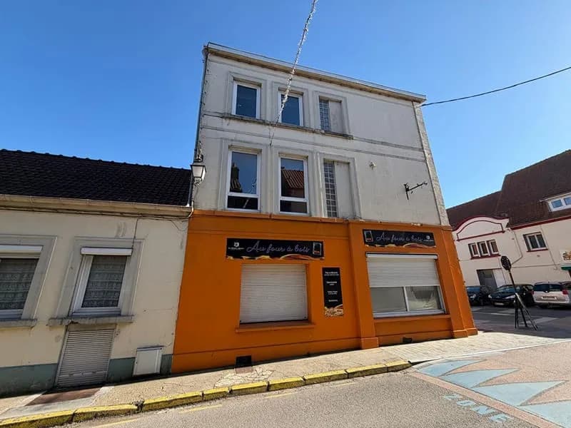 Immeuble de rapport 5 pièces 150 m² - Photo 1