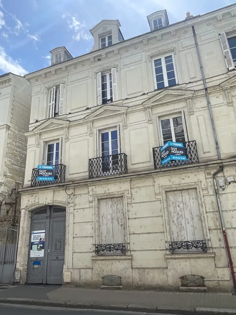 RARE Immeuble en MONOPROPRIETE Centre Ville de SAUMUR - Photo 1