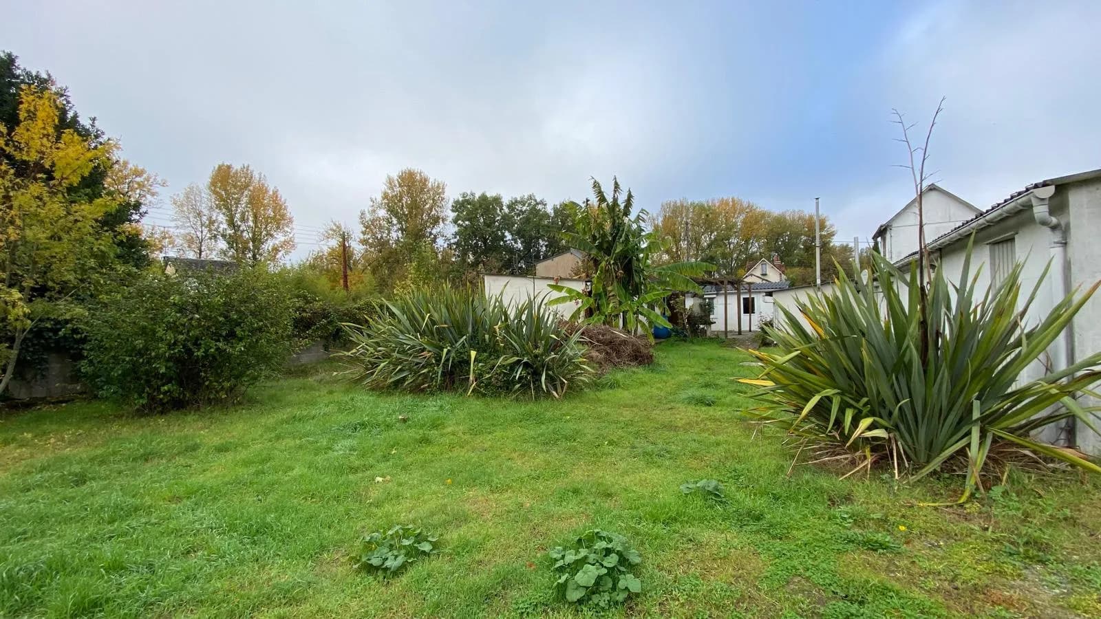 À VENDRE Ensemble immobilier atypique Île Aucard, Tours - Photo 1