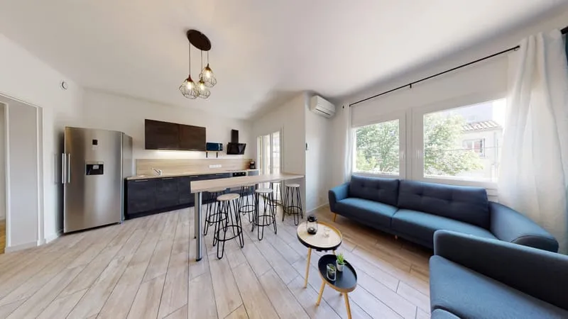 Immeuble de 3 plateaux indépendants Proche TGI - Photo 1