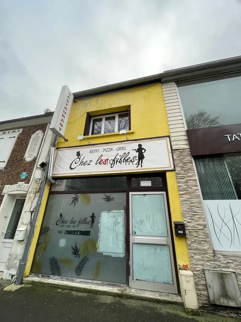 COMMERCE DE RESTAURATION AVEC LOGEMENT LA FERTE GAUCHER - Photo 1