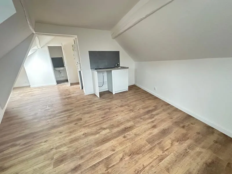 IMMEUBLE SPECIAL INVESTISSEUR 7% RENTABILITE NETTE - Photo 1