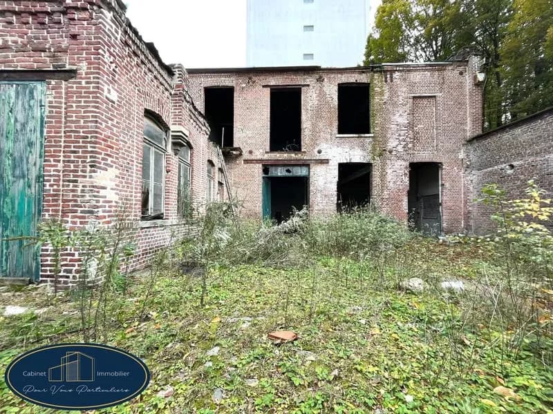 PLATEAU BRUT 300M2 AVEC JARDIN - Photo 1
