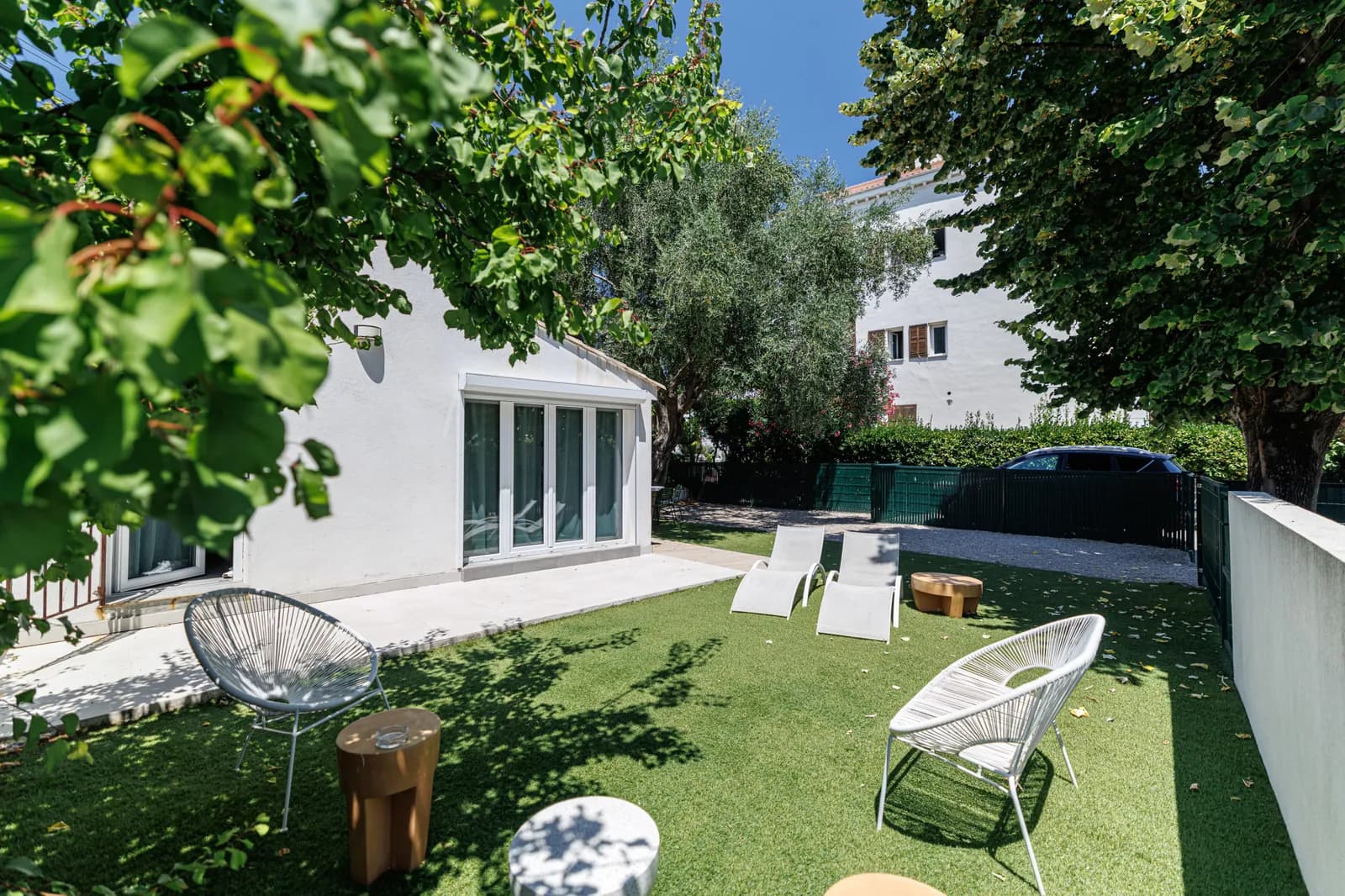 VILLENEUVE-LOUBET IMMEUBLE DE RAPPORT FORTE RENTABILITÉ - Photo 1