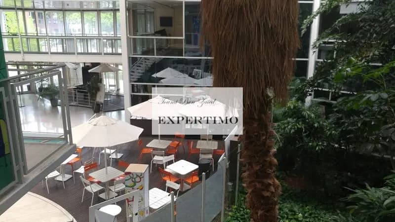 VENTE IMMEUBLE de 8000 m2 de BUREAUX - Photo 1