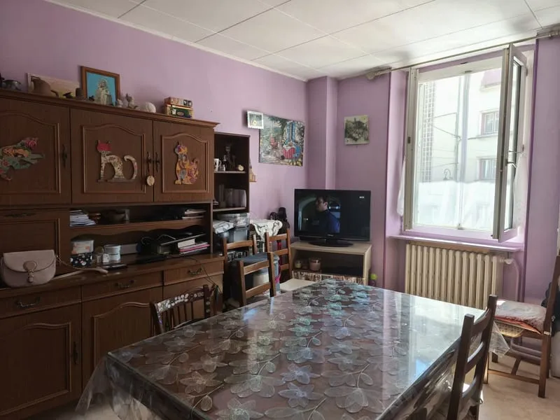 Immeuble avec 2 appartements et garage - Photo 1