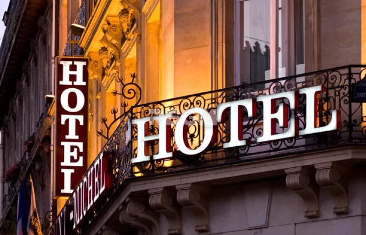 IMMEUBLE /HOTEL - Photo 1