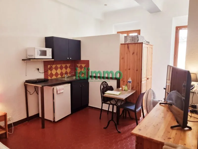 Draguignan spécial investisseurs bel immeuble composé de 14 - Photo 1