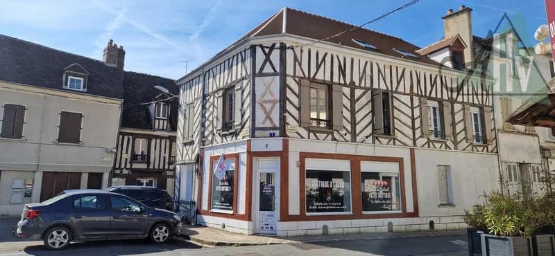 Ensemble immobilier en plein coeur de Bray Sur Seine - Photo 1
