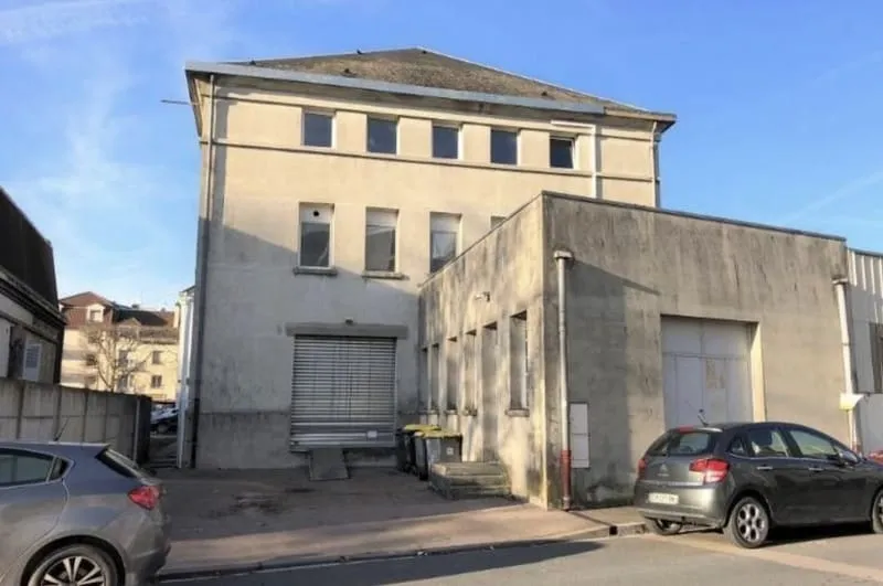 A VENDRE TROYES IMMEUBLE A RENOVER ENVIRON 714,46 m2carrez, - Photo 1