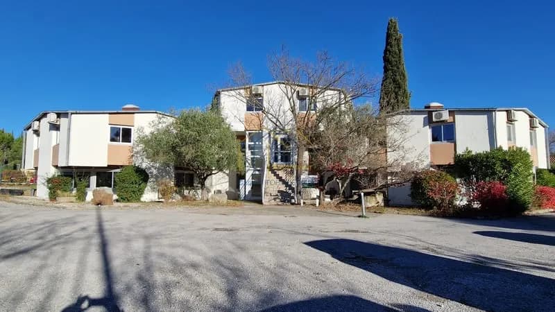 A vendre sur MONTPELLIER: Immeuble de bureaux - Photo 1