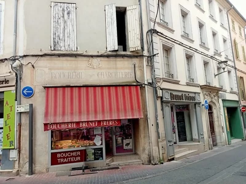 Immeuble de rapport 17% - Photo 1