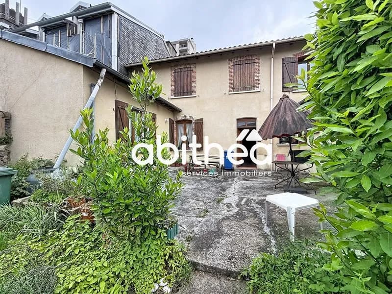Immeuble - Photo 1