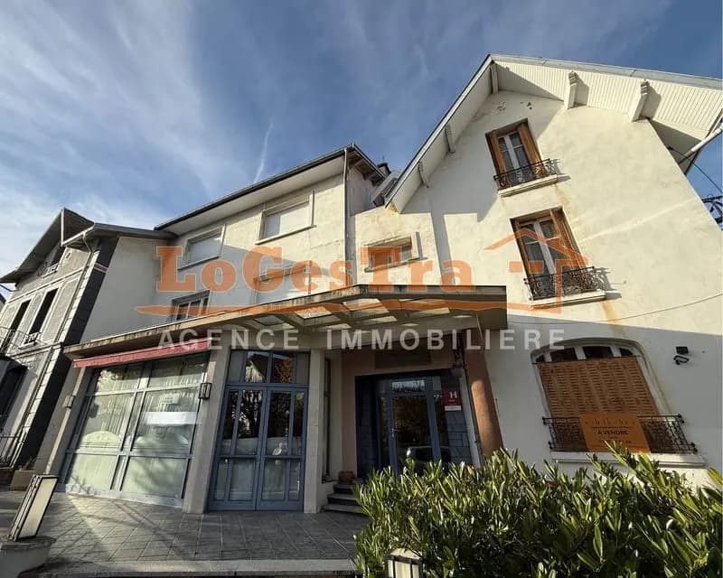 Immeuble/ Hotel / Restaurant 600m2 VITTEL - Photo 1