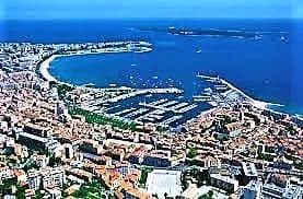 CANNES IMMEUBLE REFAIT AVEC 5 APPARTEMENTS 2717EUR/M2 - Photo 1