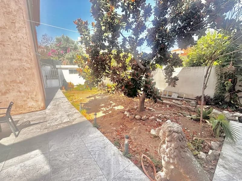 CANNES CENTRAL ENSEMBLE IMMOBILIER 288M2 GARAGES - Photo 1