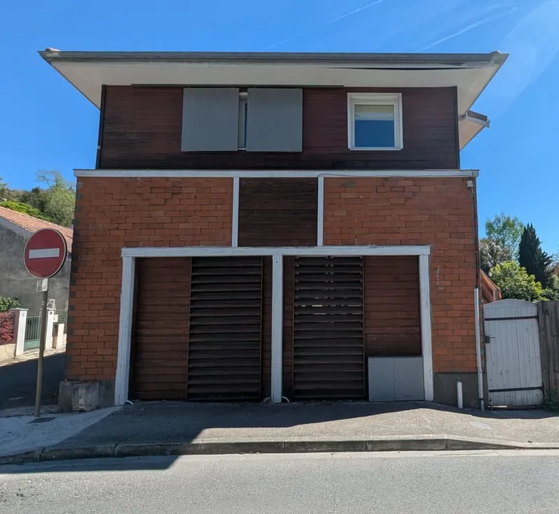 Immeuble de rapport Coeur de Latresne Belle rentabilité - Photo 1