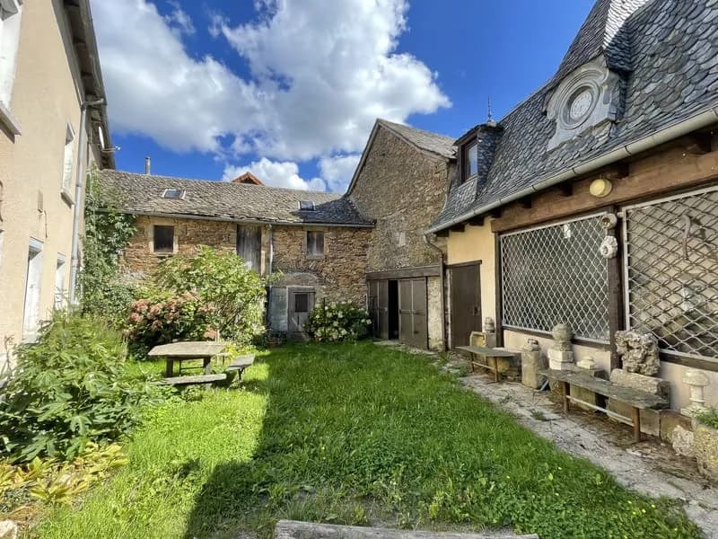 ENTRE BARAQUEVILLE ET LA PRIMAUBE : Ensemble immobilier - Photo 1